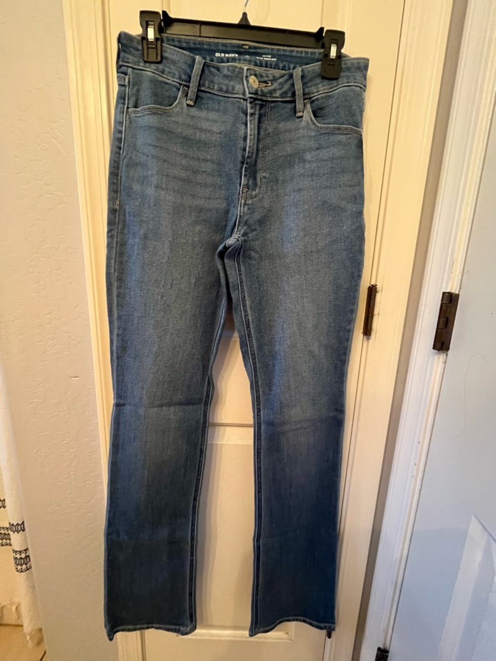 Old Navy Women's Mid-Rise Boot Cut Jeans